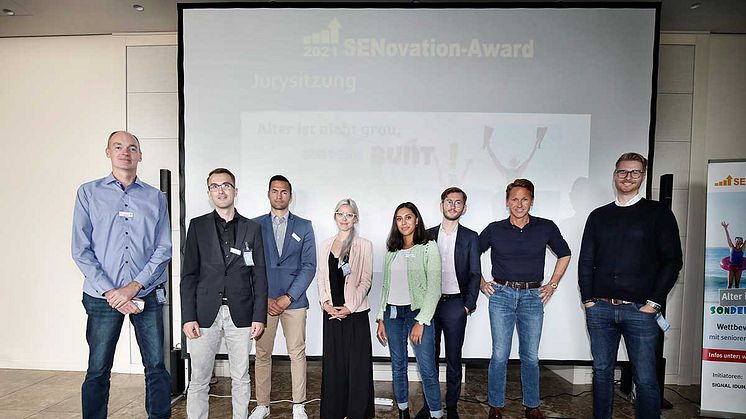 Die Finalistinnen und Finalisten des SENovation Award 2021. Foto: Benito Barajas/SIGNAL IDUNA