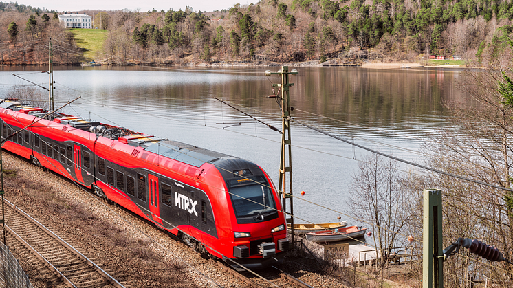 Ett av MTRX:s snabbtåg mellan Göteborg och Stockholm. Foto: Johan Dirfors.