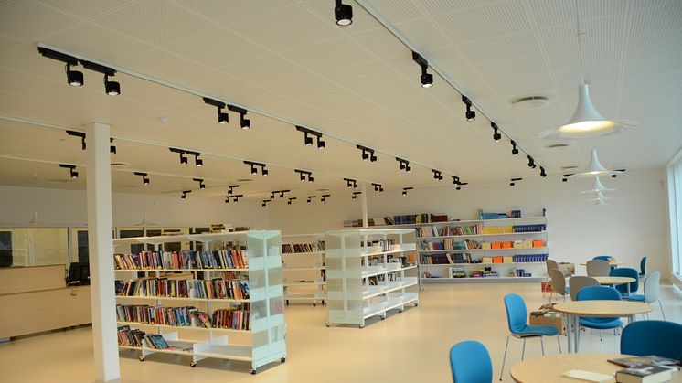 Biblioteket på Bråtejordet sjole