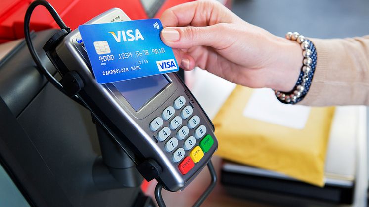 Ponad miliard transakcji zbliżeniowych kartami Visa w ciągu roku