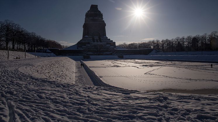 Ein Besuch des Völkerschlachtdenkmals lohnt sich auch in den Wintermonaten - Foto: Elli Flint 