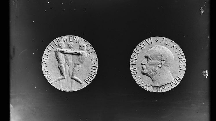Gustav Vigeland and the Nobel Peace Prize Medal