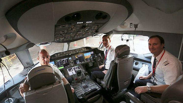 Norwegian Dreamliner Pilots Oakland - Oslo Inaugural