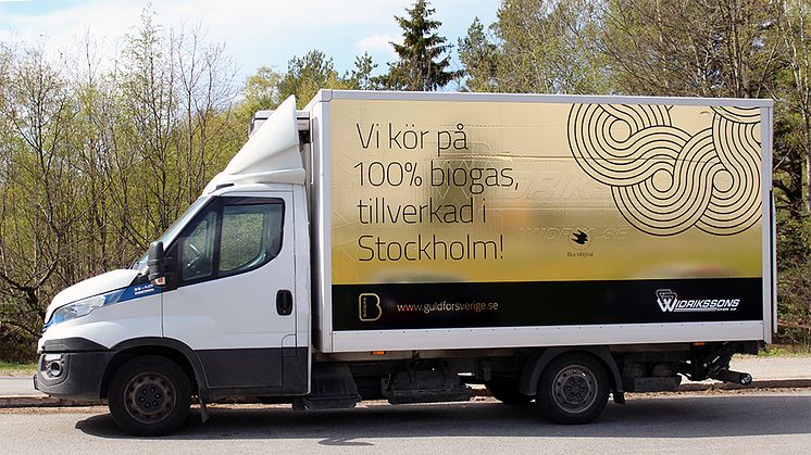 Widrikssons kampanjbil under temaveckan "Guld för Sverige".