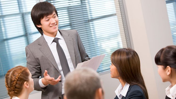 Why teaching MBA students presentation skills is easier said than done