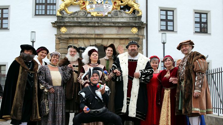 Fürstentreffen in Torgau vor dem Portal von Schloss Hartenfels - Foto Daniel König