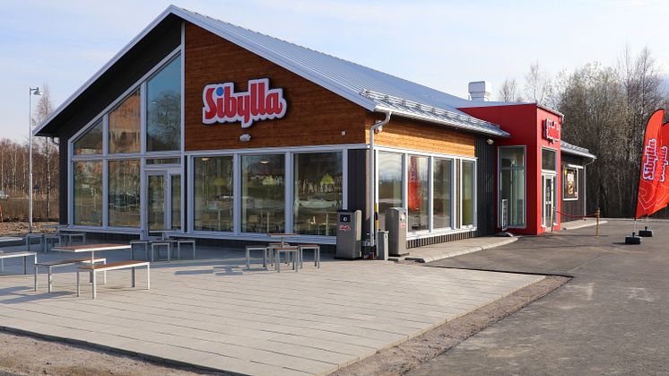 Sibyllakedjans nya restaurang- och husmodell gör premiär när Sibylla öppnar sin första restaurang i Askersund den 11 april.