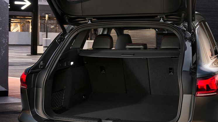 Audi Q6 e-tron med 526 l bagagerum