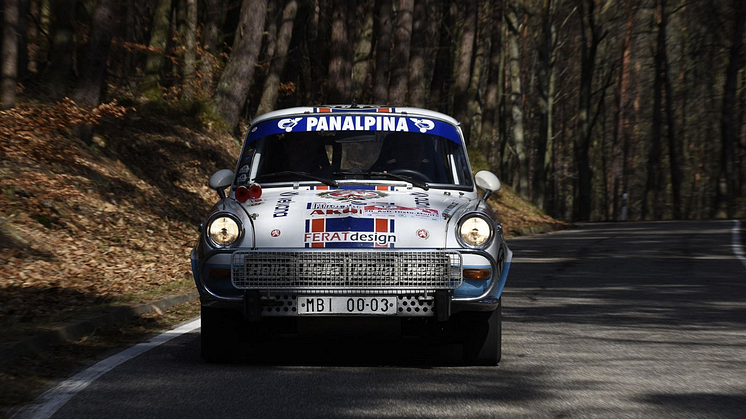 A formerly Panalpina sponsored Škoda built in 1967 taking part in this year’s Škoda 1000 MB rally. (Photo: Škoda Auto. All rights reserved.)