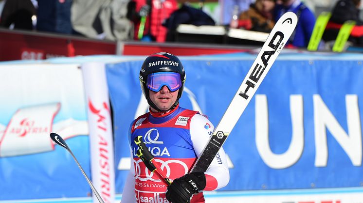 Beat Feuz six points away from the Downhill Crystal Globe