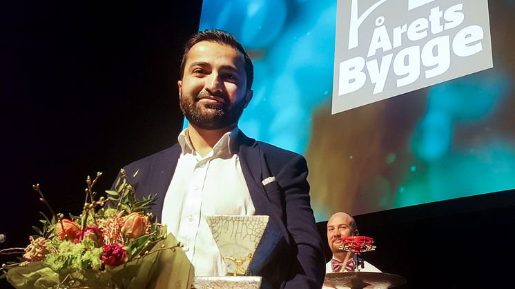 Araz Ismail (bilden) var på plats och tog emot priset. Foto: Norconsult