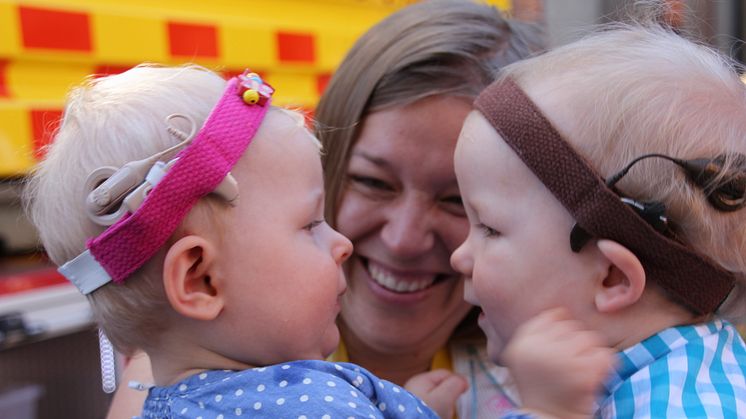 Barnplantorna i samverkan med Cochlear Nordic erbjuder informationsdag för föräldrar till barn med hörselimplantat