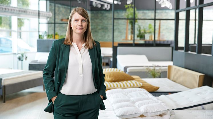 "We are maintaining our focus on rebuilding all our stores to fit the new SENG-concept, so we can get the customers back again.” - CEO of SENG, Hanne Bang Vorre.