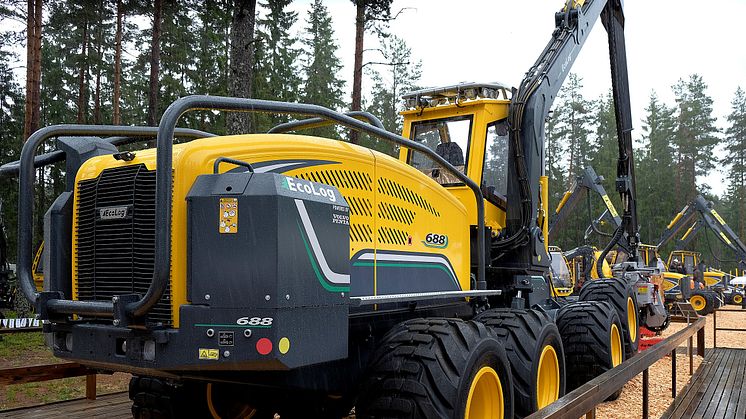 Now that the eight-wheeled Ecolog 688E harvester has made its world debut at Elmia Wood the E series is complete. Photo: Elmia AB