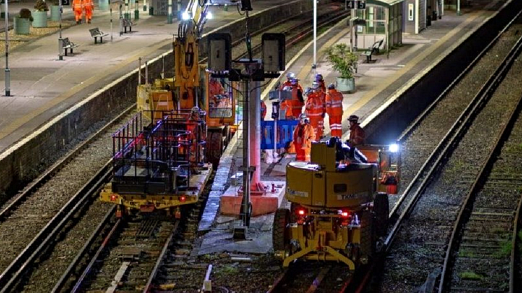 The Brighton Main Line will be closed between Purley and Gatwick Airport for planned engineering work on 20 and 21 January