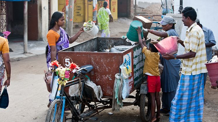 Avfallshantering på gata i Tamil Nadu.