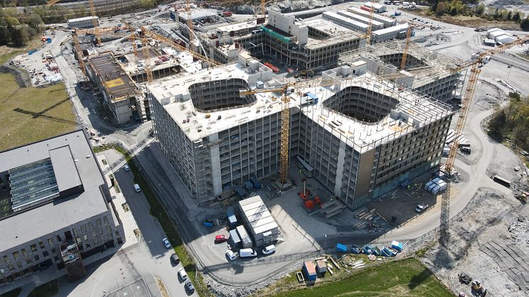 Halfens ankarskenor till Norges största byggarbetsplats