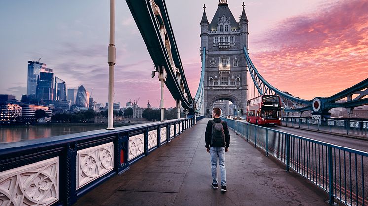 uk-london-sunset-bridge-1173597900 (1)