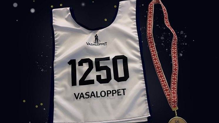 The Mora-born astronaut Marcus Wandt brings a Vasaloppet number bib and Vasaloppet medal packed for his journey to the International Space Station (ISS).