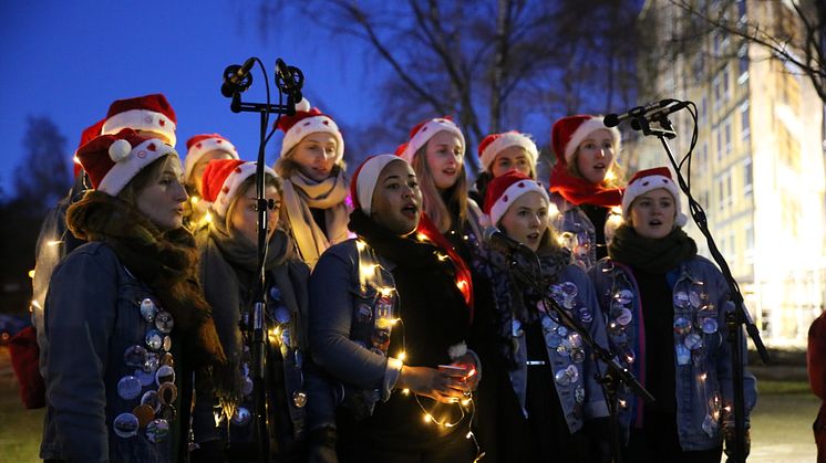 Julegrantenning på Kringsjå Studentby 