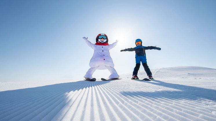 Kjør trygt og sikkert med SkiStar denne vinteren: Tips og råd for en god skiopplevelse 