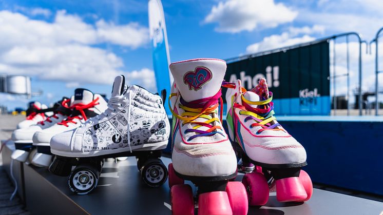 Das Stadtwerke Rollerfestival 2022/23 wird vollständig überdacht: Für wetterunabhängiges Rollen, Skaten, Boarden und Eisstockschießen