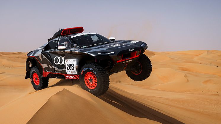 Oplev Audis Dakar Rally-bil hos Audi Gladsaxe fredag den 3. juni