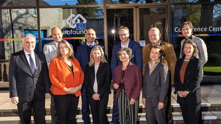 New Chair Stefania Rossi (3rd from left, lower row) with Eurofound's Executive Board