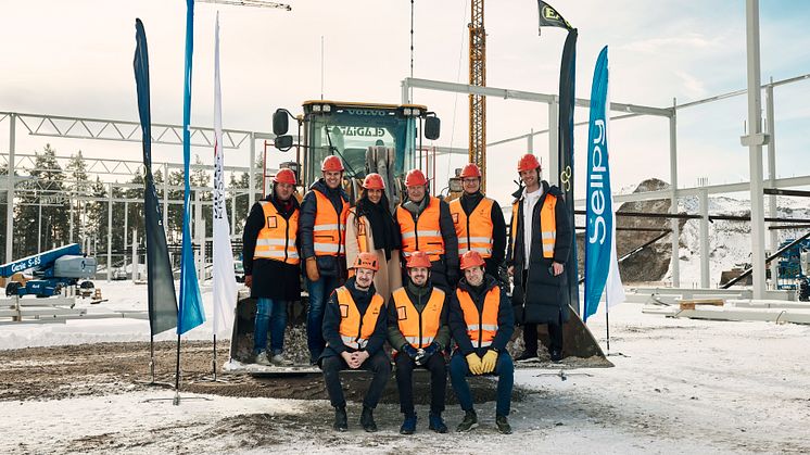 ”Halvlek” i Sellpys nya lagerbyggnad som uppförs och ägs av Kilenkrysset Sweden och Bockasjö.