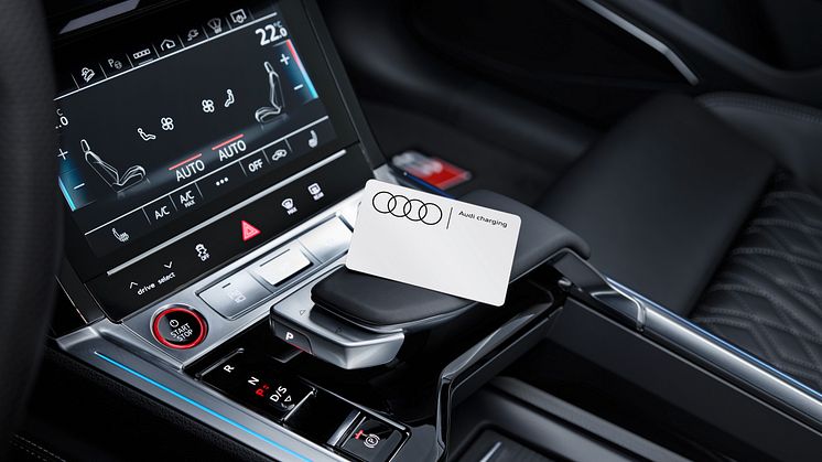 Ny opladningstjeneste ”Audi charging” giver adgang til opladning i 27 europæiske lande