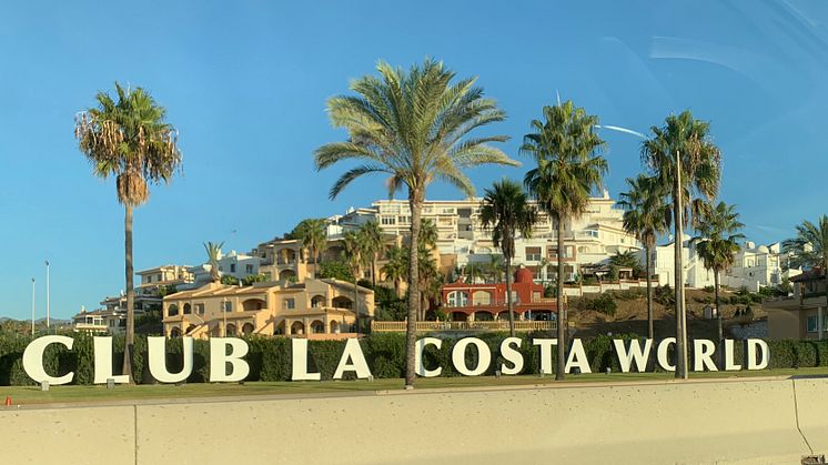 Club La Costa.  Worrying signals.