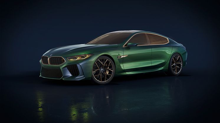 ​BMW Concept M8 Gran Coupe: Mer av alt
