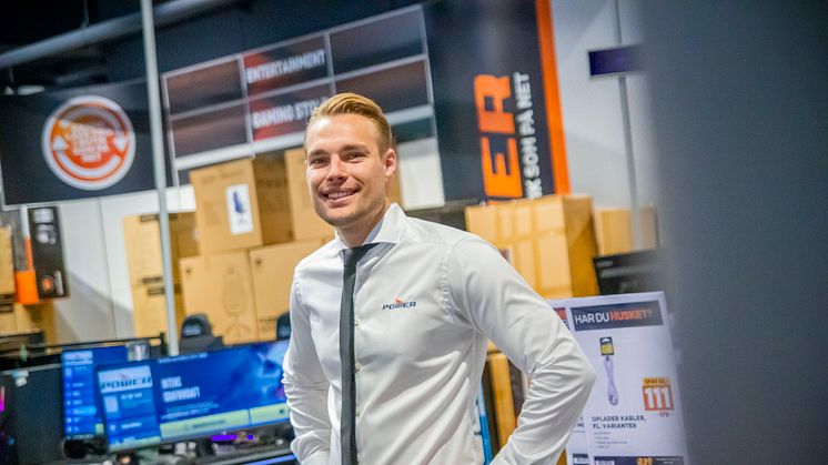 Andreas Huusmann stod selv i lære i Sport24 og er nu Training & Development Manager hos POWER.