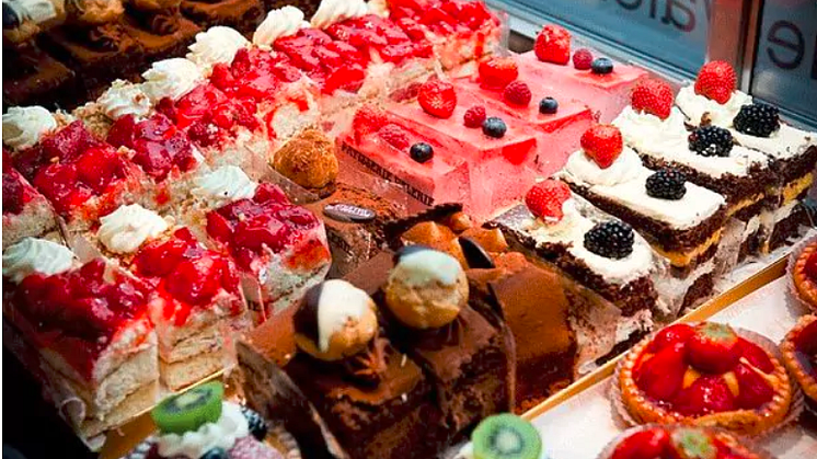 Cakes at Patisserie Valerie. Image from The Telegraph.