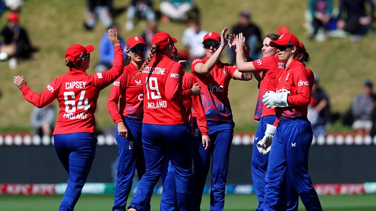 England Women sign off IT20 series with victory over New Zealand