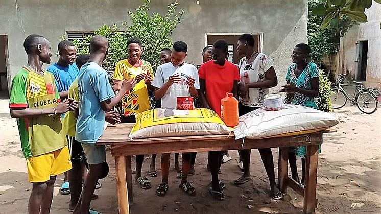 Scandinavian Biopharma fortsätter traditionen att donera mat till barnhem i Grand Popo, Benin!