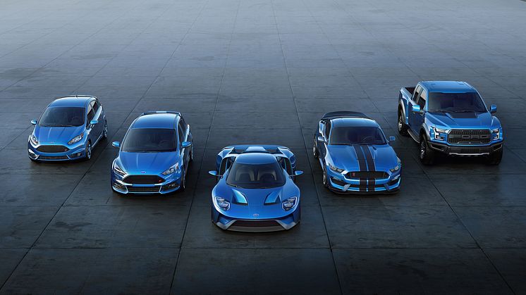RÅESTE: Det siste og råeste som har kommet fra Ford Performance er den mer enn 600 hk sterke supersportsbilen Ford GT. Den er utsolgt i flere år fremover allerede.