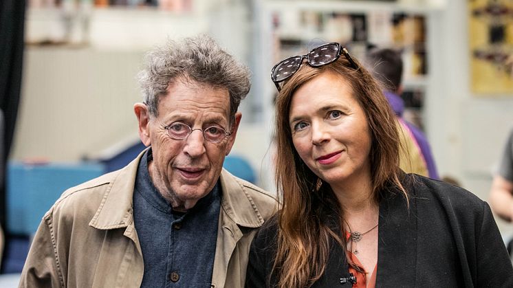 Philip Glass and Tilde Björfors at the circus hall. Photo: Mats Bäcker