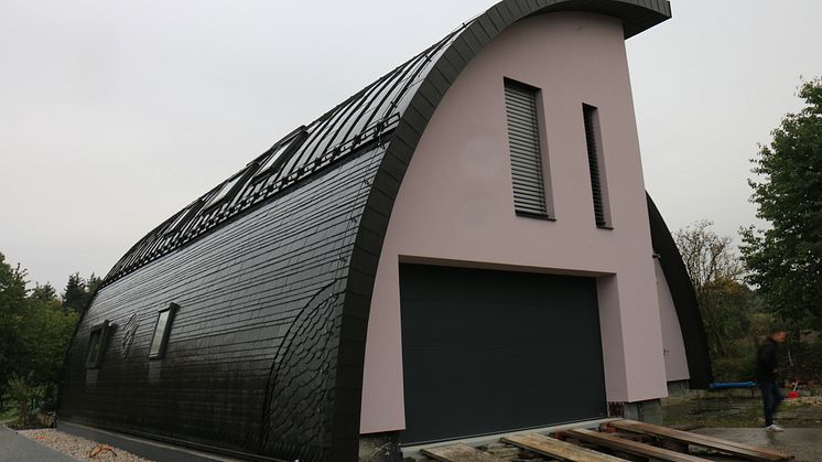 Sanierungspreis 16 Steildach: Umbau einer Lagerhalle zu einem privaten Wohnhaus in Dresden