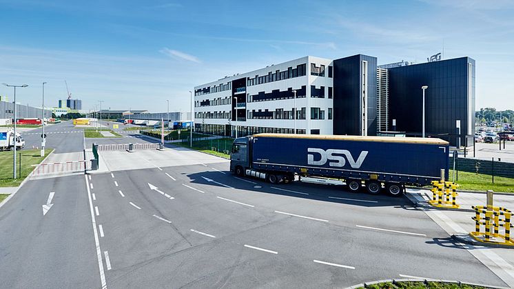 DSV's facility in Krefeld, Germany is close to both a good road network, airports and ports