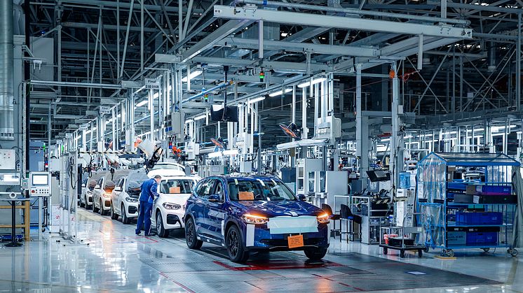 BMWs første helelektriske SUV: I rute for produksjonsstart av BMW iX3