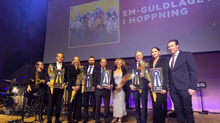 EM-guldet gav Årets bragd till hopplaget. Foto: Roland Thunholm