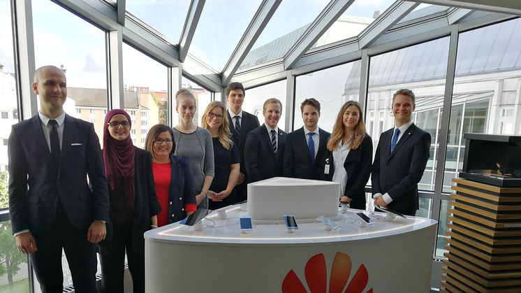 Huawei valde 10 svenska teknikstudenter för Kinaresa 