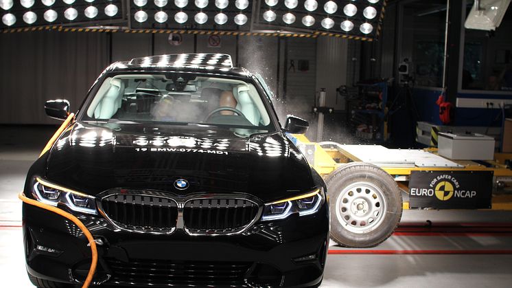 BMW 3 Series side crash test October 2019