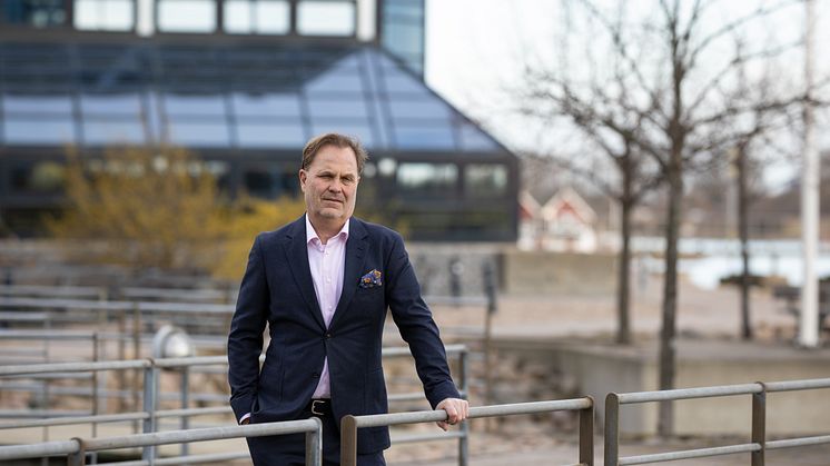 Adm. direktør Morten Nordvold i Atradius varsler økonomisk oppgang og konkursbølge.