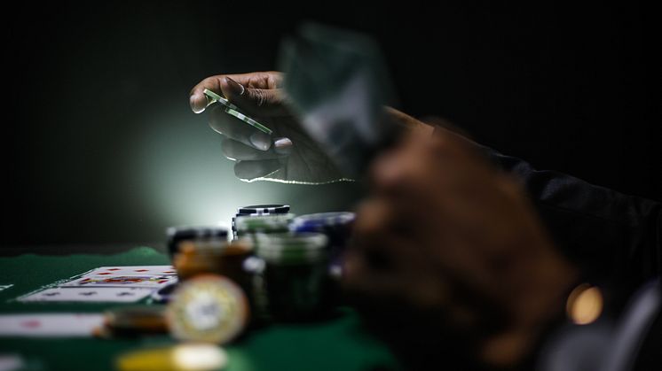 Casinospelare söker sig bort från restriktionerna - oroar spelbranschen