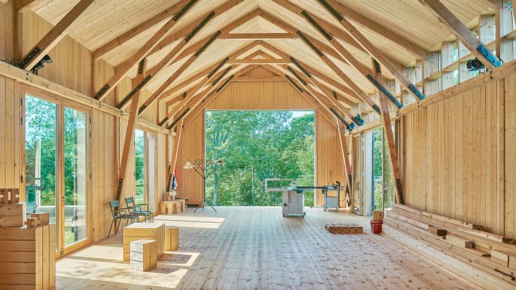 Under Röhsskas arkitekturdagar visas utställningen Woodlife Sweden som presenterar stadsbyggnadsprojekt i trä.
