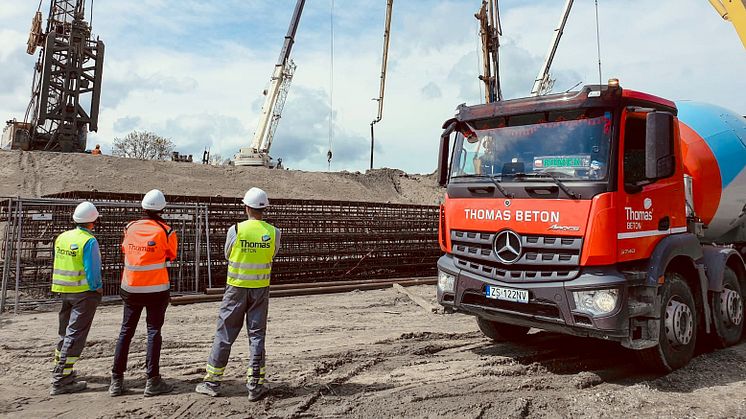 Thomas Concrete Group's Polish subsidiary, Thomas Beton, will have supplied a total of 70,000 m³ of concrete for the completion of the ring road around Koszalin and Sianów for the major infrastructure project S6 in northern Poland.