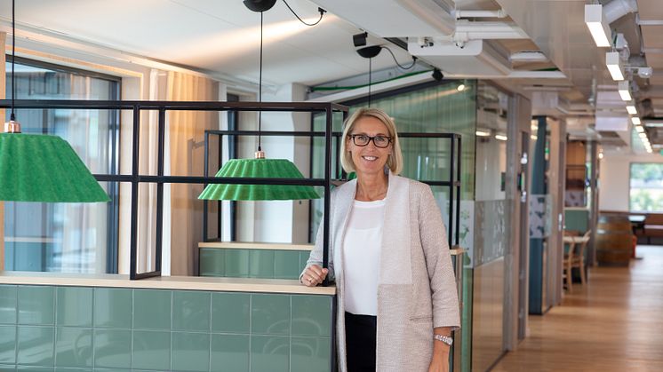 Liv Forhaug, koncernchef Martin & Servera-gruppen, på nya kontoret på Lindhagensgatan 133 i Stockholm
