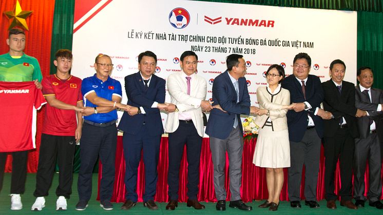 Yanmar renews its support of the Vietnam National Team